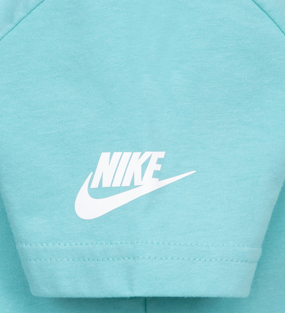 Nike T-shirt - Green Frost