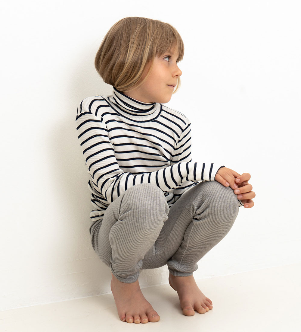 Minimalisma Bluse m. Rullekrave - Rib - Silke/Bomuld - Bui - Sai