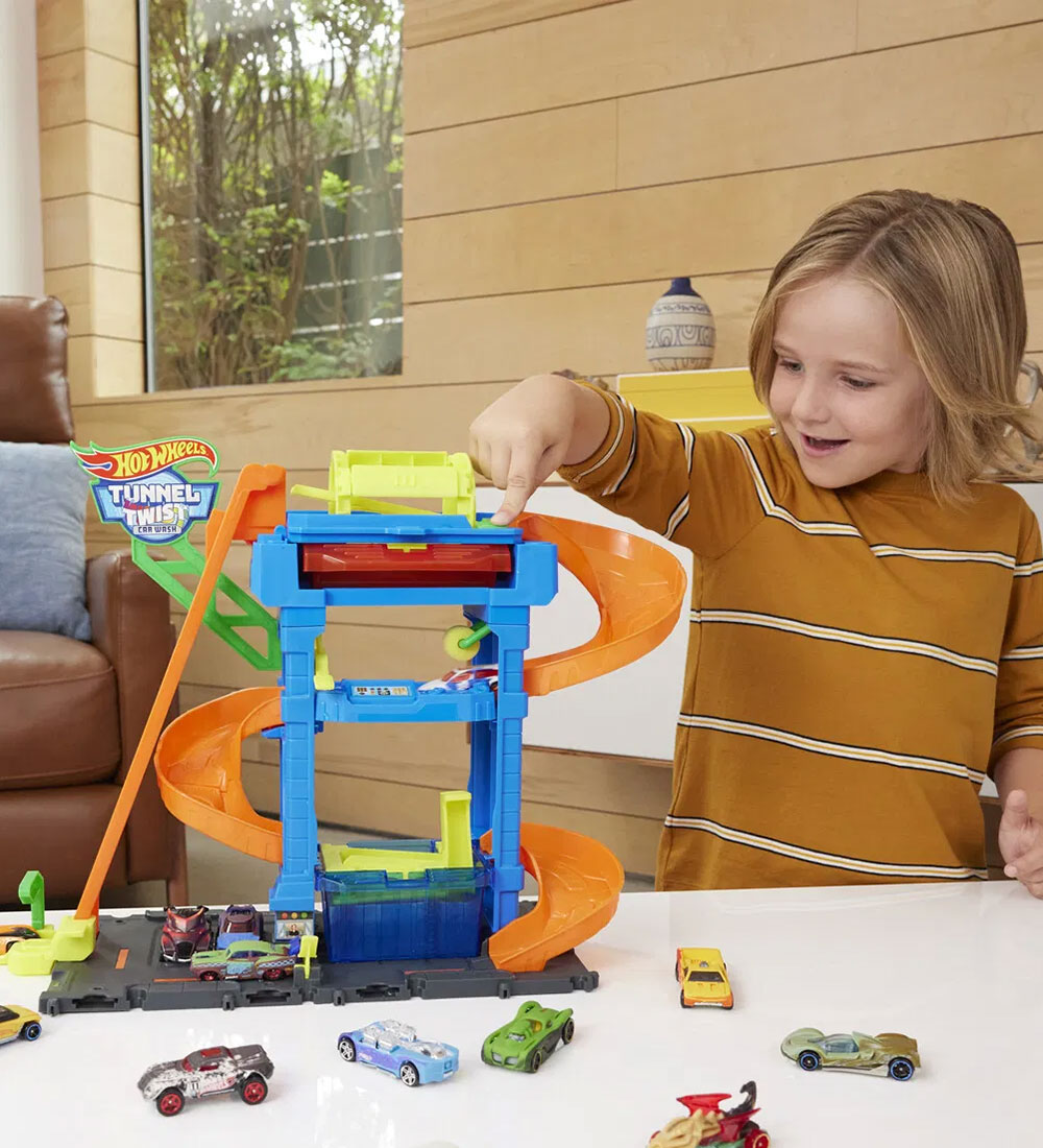 Hot Wheels Bilbane - City Transforming Race Tower
