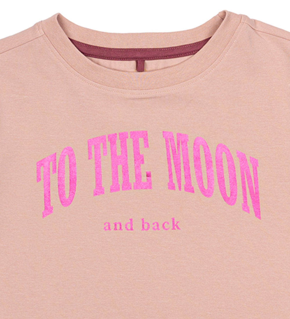 The New T-shirt - TNMadison - Adobe Rose
