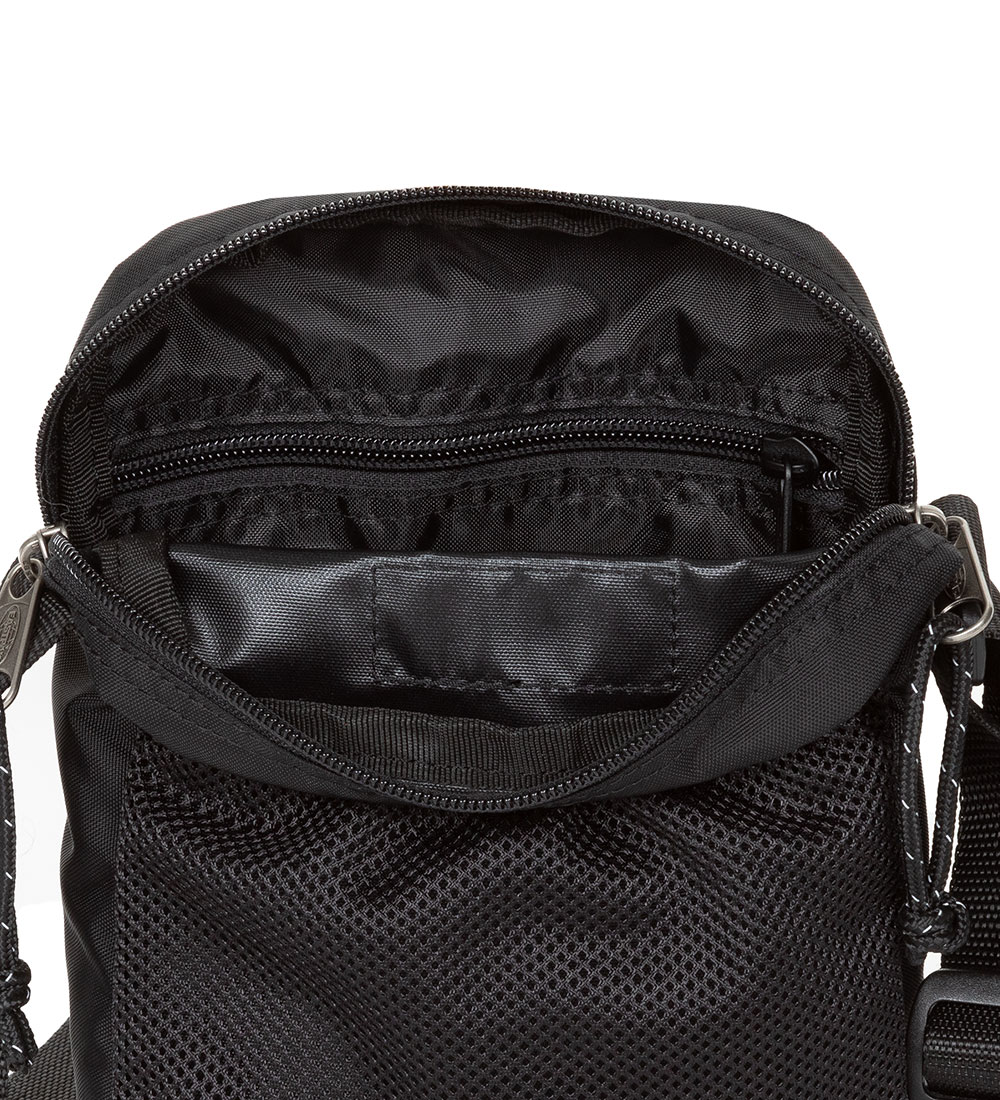 Eastpak Skuldertaske - The One Powr - Sort