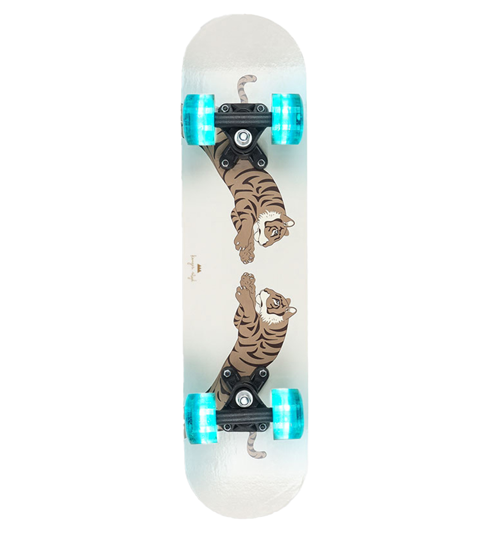 Konges Sløjd Skateboard - Med Lys - Tiger