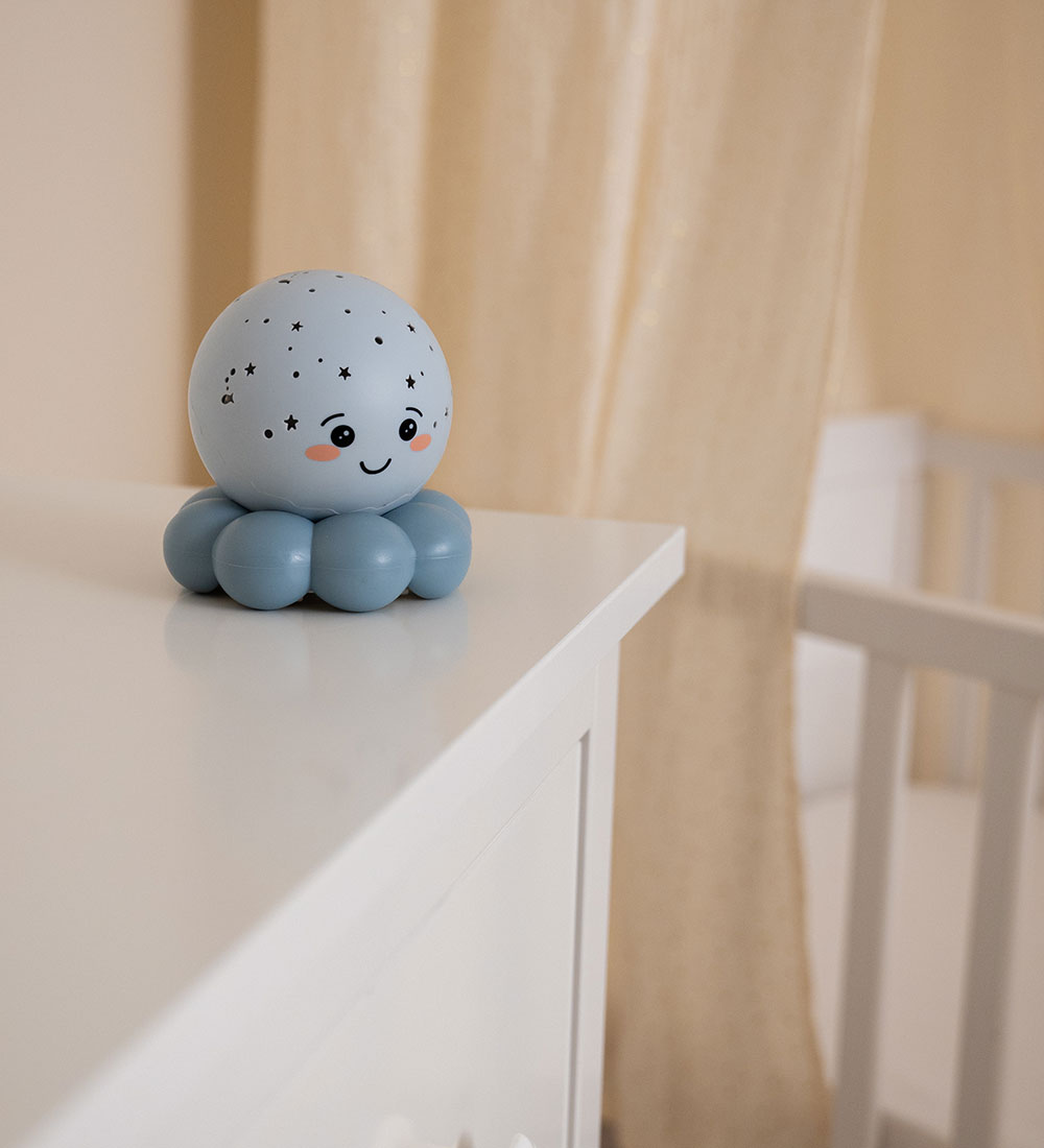Cloud-B Natlampe - Twinkles To Go Octo - 12x12 cm - Pastel Blue