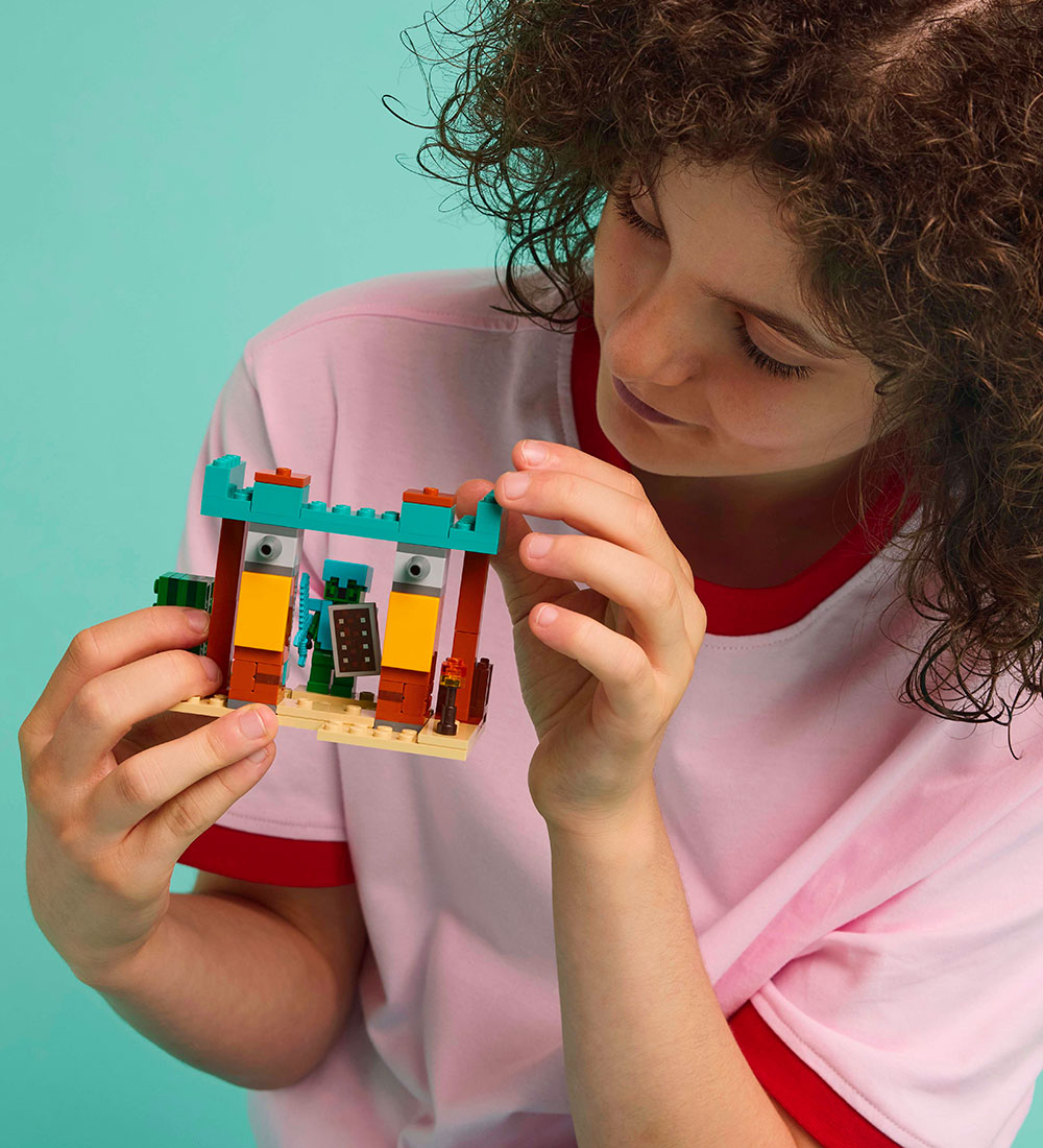 LEGO® Minecraft - De Udstødtes Ørkenpatrulje 21267 - 105 Dele