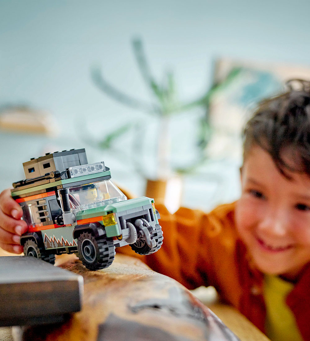 LEGO® City - Firhjulstrukket Bjerg-Offroader 60447 - 221 Dele