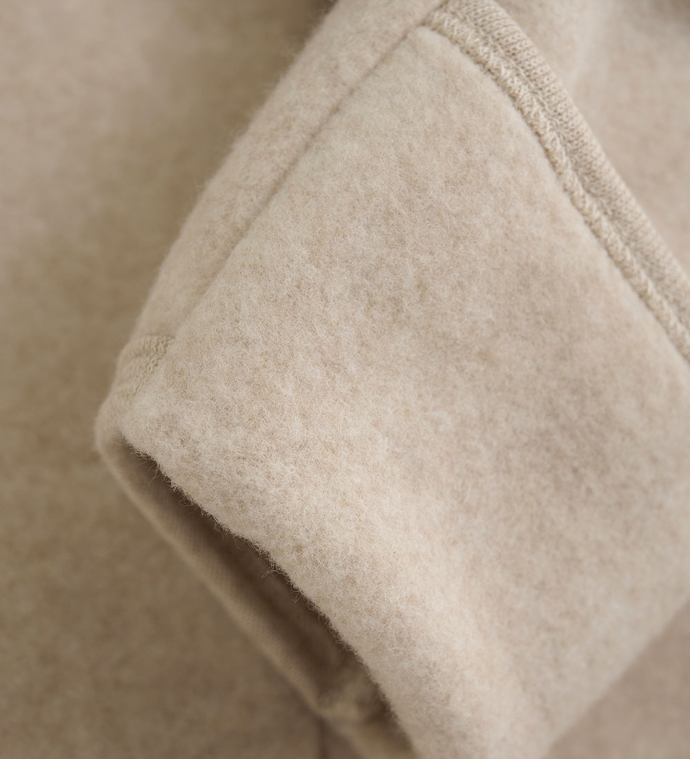 Huttelihut Køredragt - Fleece - Camel Melange