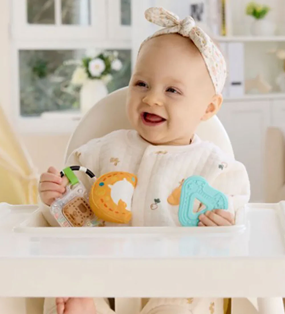 Hape Aktivitetslegetøj - Sensory ABC Playset