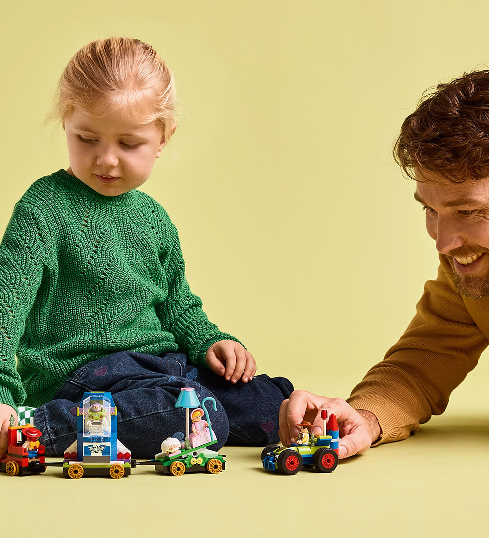 LEGO® Disney - Toy Story-fejring: Tog og fje... 43264 - 206 Dele