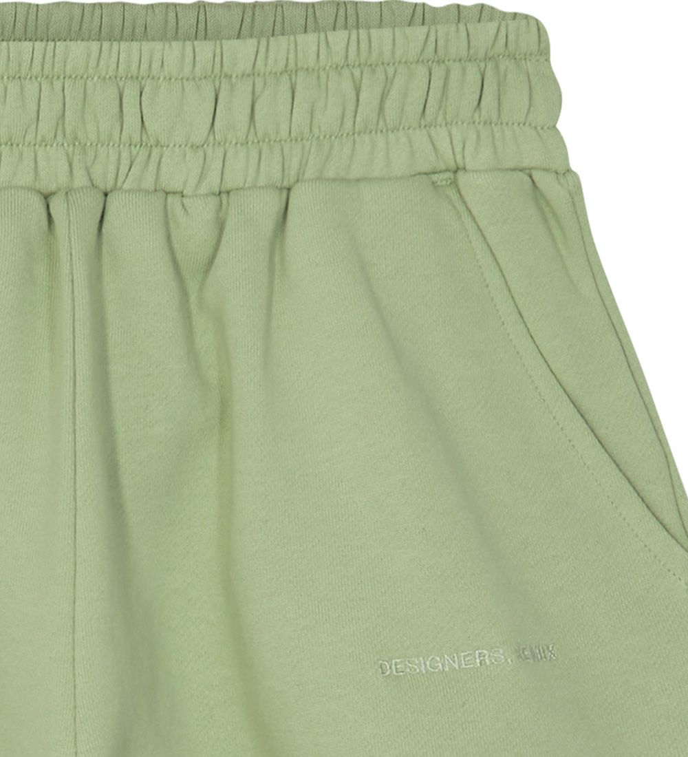 Designers Remix Shorts - Willie - Matcha Green