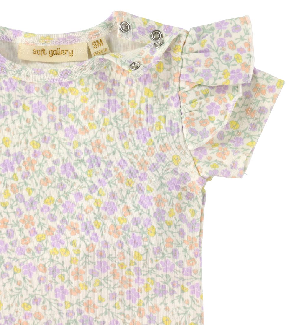 Soft Gallery T-Shirt - SGJanisa - Pastelflower - Snow White