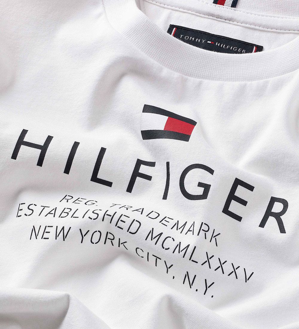 Tommy Hilfiger T-Shirt - TH Logo Tee - White