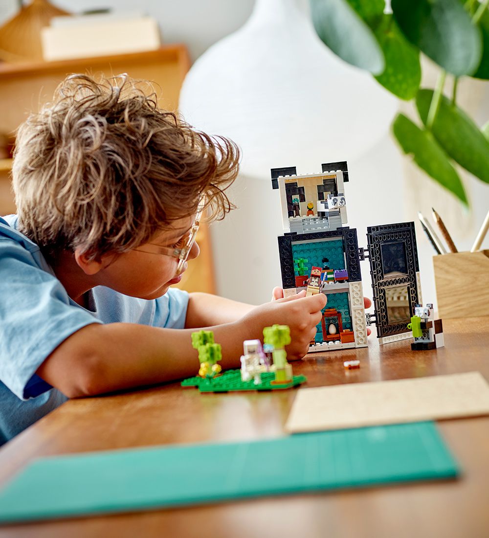 LEGO® Minecraft - Panda-reservatet 21245 - 553 Dele