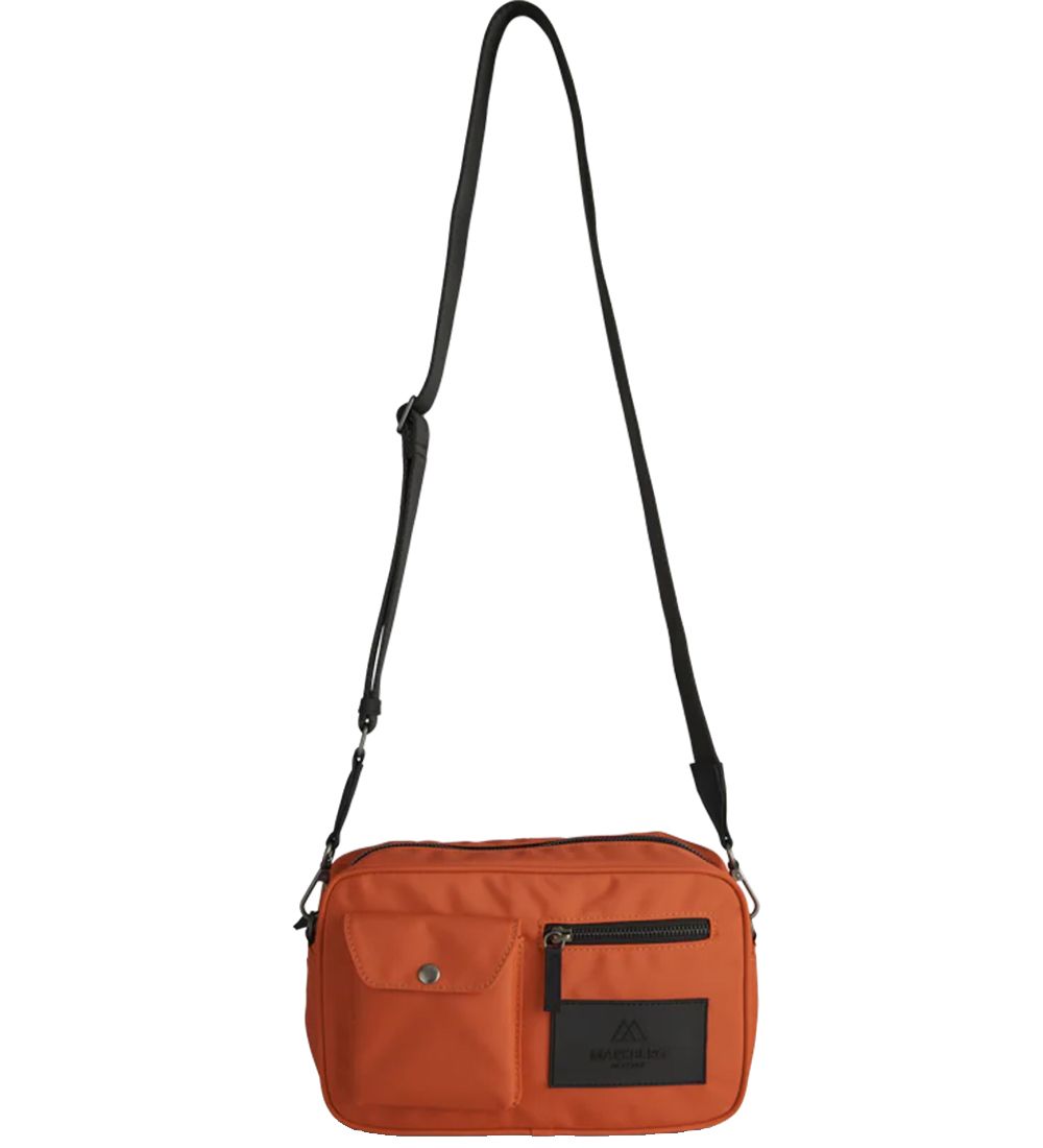 Markberg Skuldertaske - Darla Recycled - Grenadine/Black