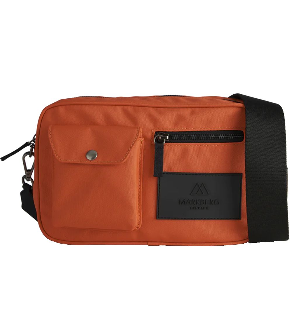 Markberg Skuldertaske - Darla Recycled - Grenadine/Black