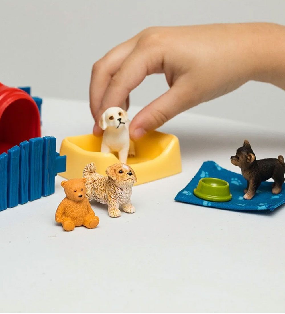 Schleich Farm World - Løbegård Til Hvalpe - 13 Dele - 42480