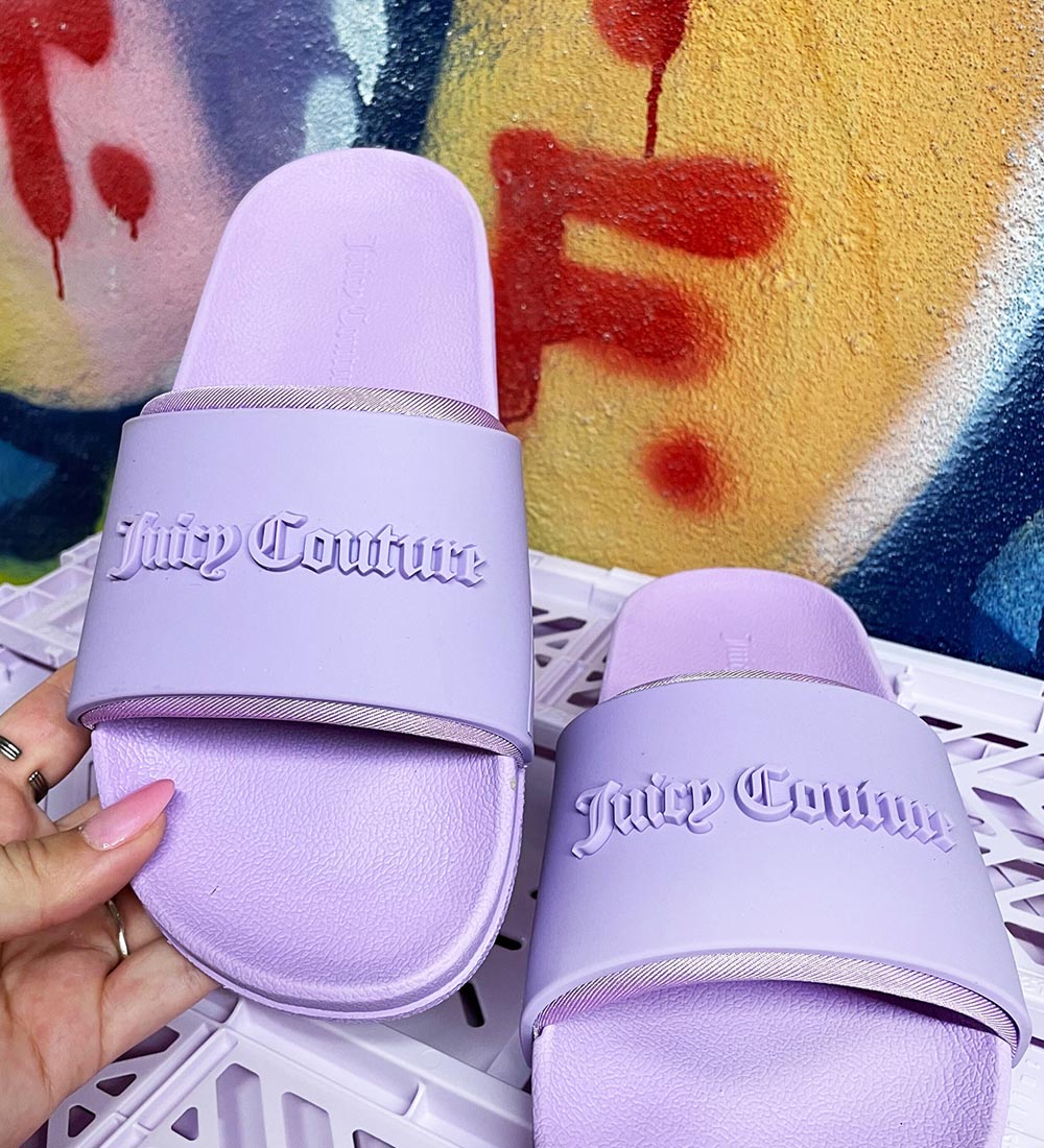 Juicy Couture Badesandaler - Breanna Embosse - Sheer Lilac