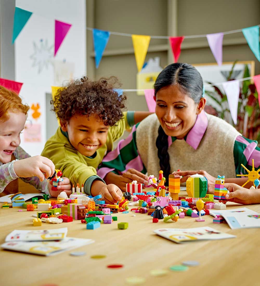LEGO® Classic - Kreativ Festæske 11029 - 900 Dele