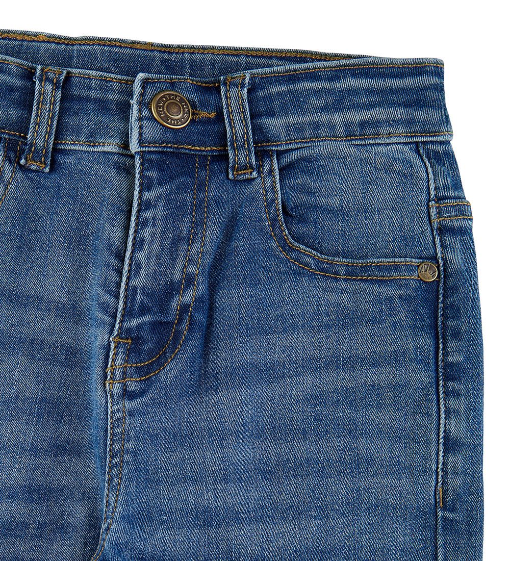 The New Shorts - TnUne Denim - Light Blue Wash