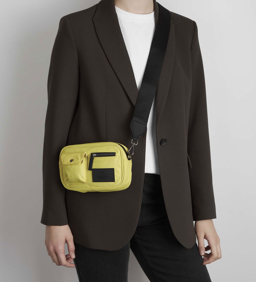 Markberg Skuldertaske - DariaMBG Small Cross - Electric Yellow