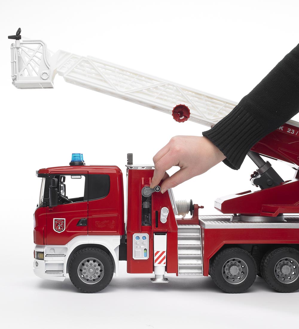 Bruder Bil - Scania R-Serie Brandbil m. Lys/Lyd - 03590