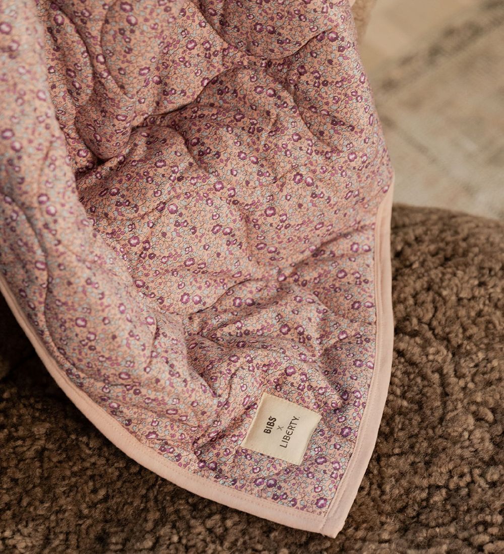 BIBS X Liberty Tæppe - Quilted - 85x110 cm. - Blomster - Blush