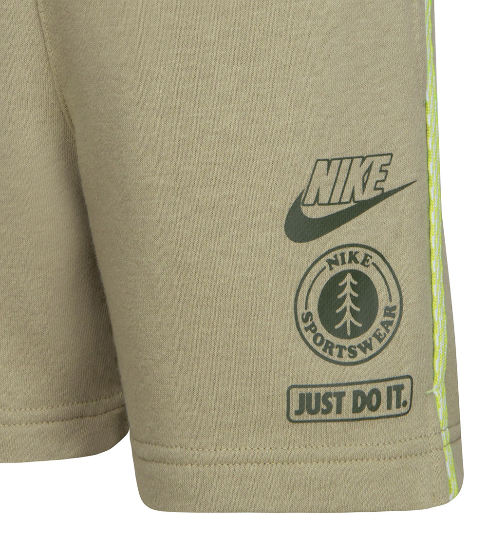 Nike Shorts - French Terry - Khaki