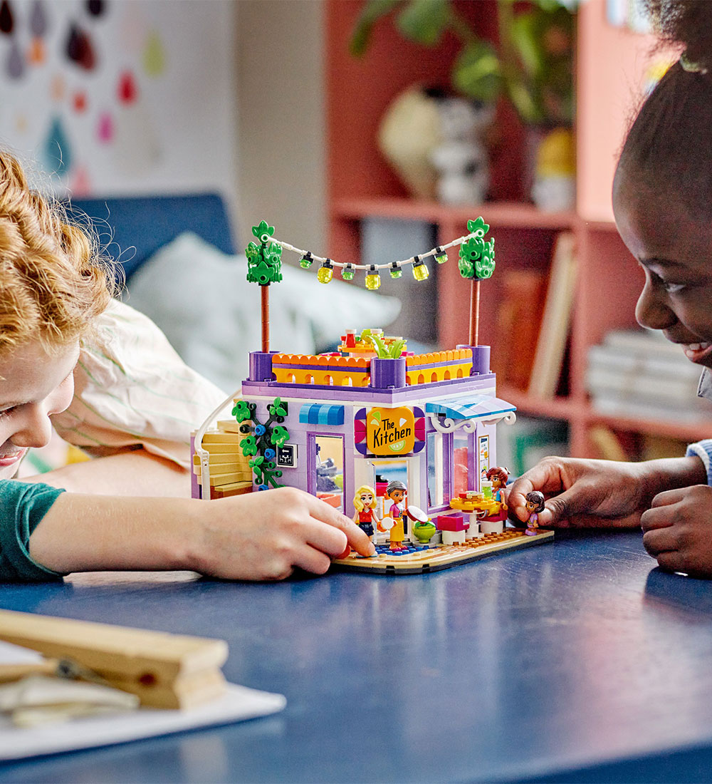 LEGO® Friends - Heartlake City Folkekøkken 41747 - 695 Dele