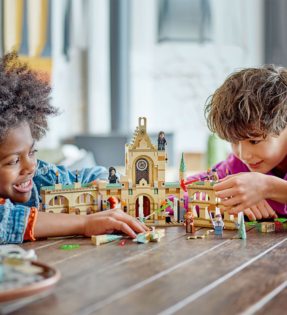 LEGO® Harry Potter - Slaget Om Hogwarts 76415 - 730 Dele