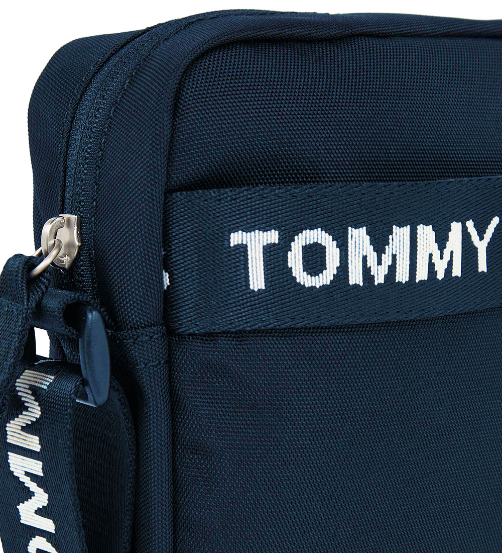 Tommy Hilfiger Skuldertaske - TJM Essential Reporter - Twilight