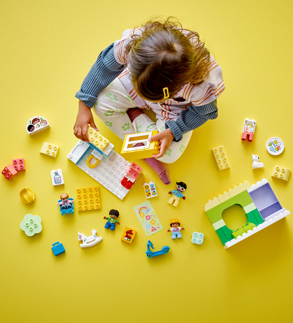 LEGO DUPLO -  Livet i Dagplejen 10992 - 67 Dele