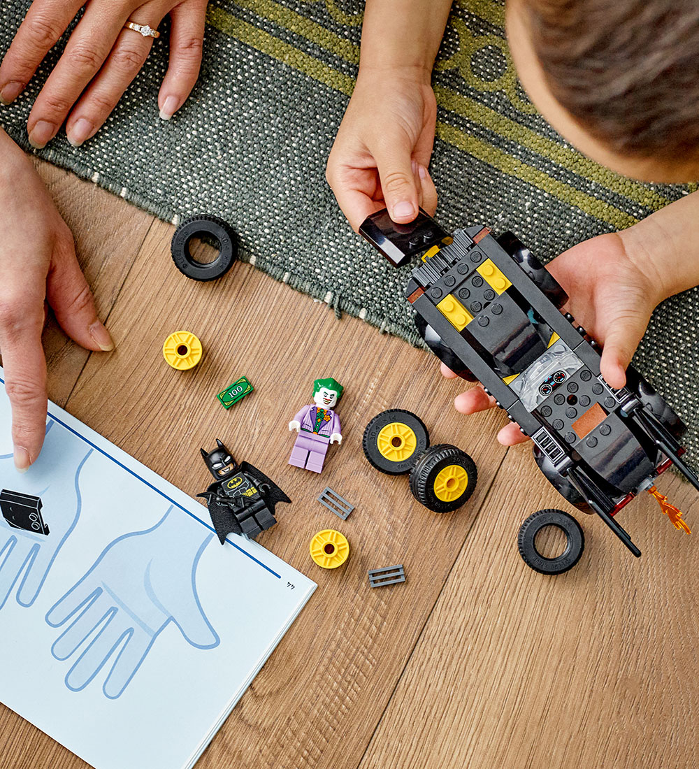LEGO® DC Batman - Batmobil-jakt: Batman mot Jokeren 76264 - 54