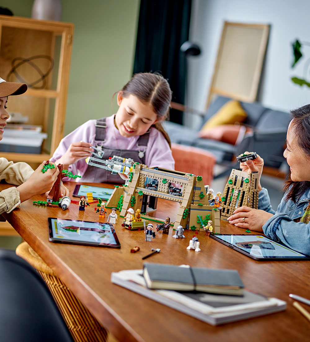 LEGO® Star Wars - Oprørsbasen på Yavin 4 75365 - 1066 Dele