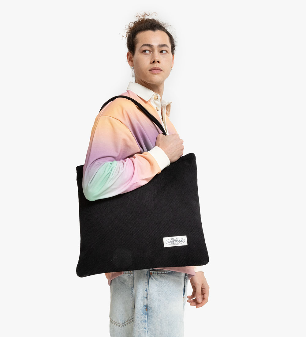 Eastpak Shopper - Fløjl - Charlie - 22 L - Cords Ang Black