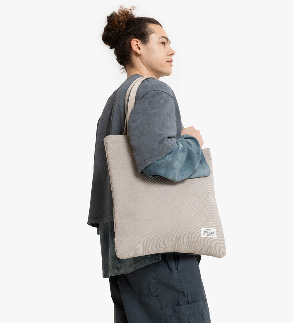 Eastpak Shopper - Fløjl - Charlie - 22 L - Cords Ang Beige