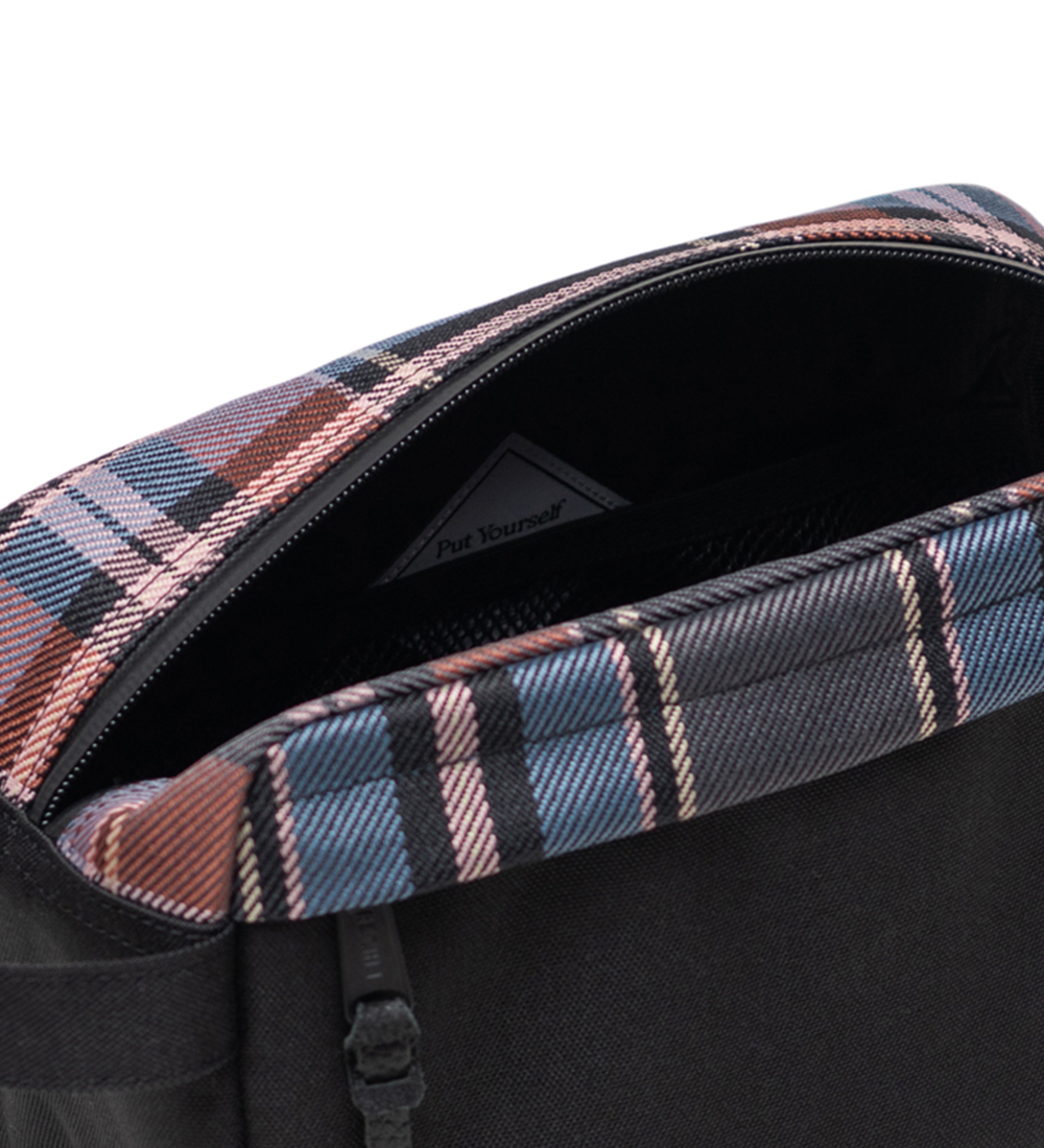 Herschel Toilettaske - Chapter - Black Winter Plaid