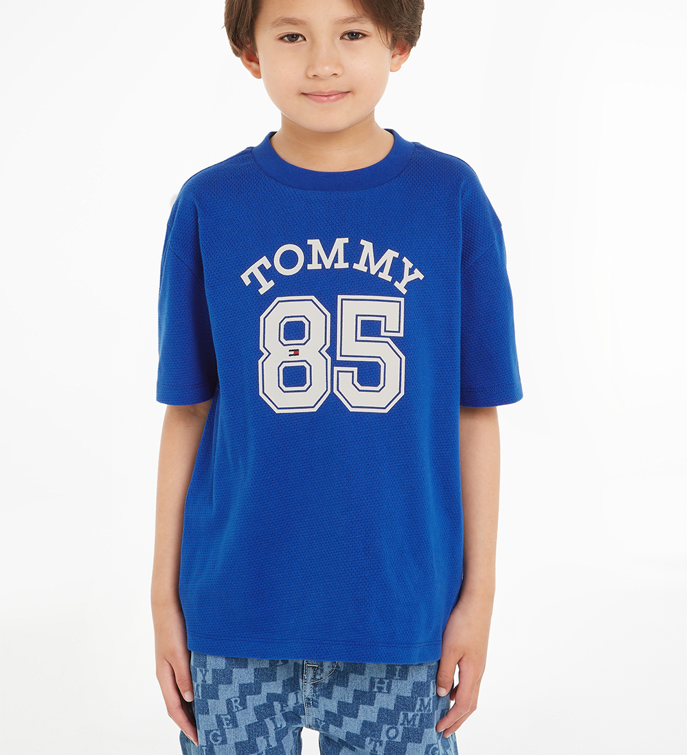 Tommy Hilfiger T-shirt - Mesh Varsity - Ultra Blue m. Hvid