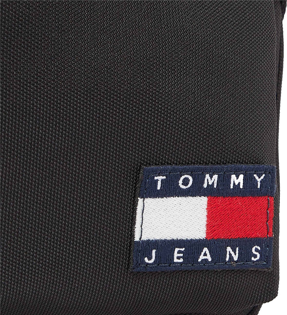 Tommy Hilfiger Skuldertaske - TJM Daily Reporter - 2,8 L - Sort