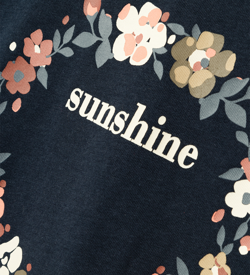 Name It T-shirt - NkfNoster - Dark Sapphire m. Blomsterkrans