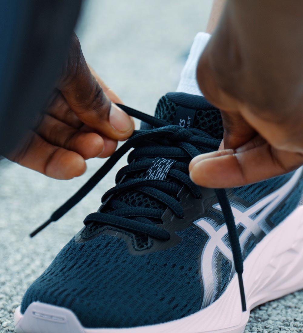 Asics Sko - NovaBlast 4 GS - French Blue/Cosmos