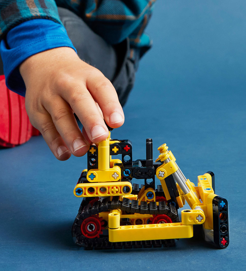 LEGO® Technic - Stor Bulldozer 42163 - 195 Dele