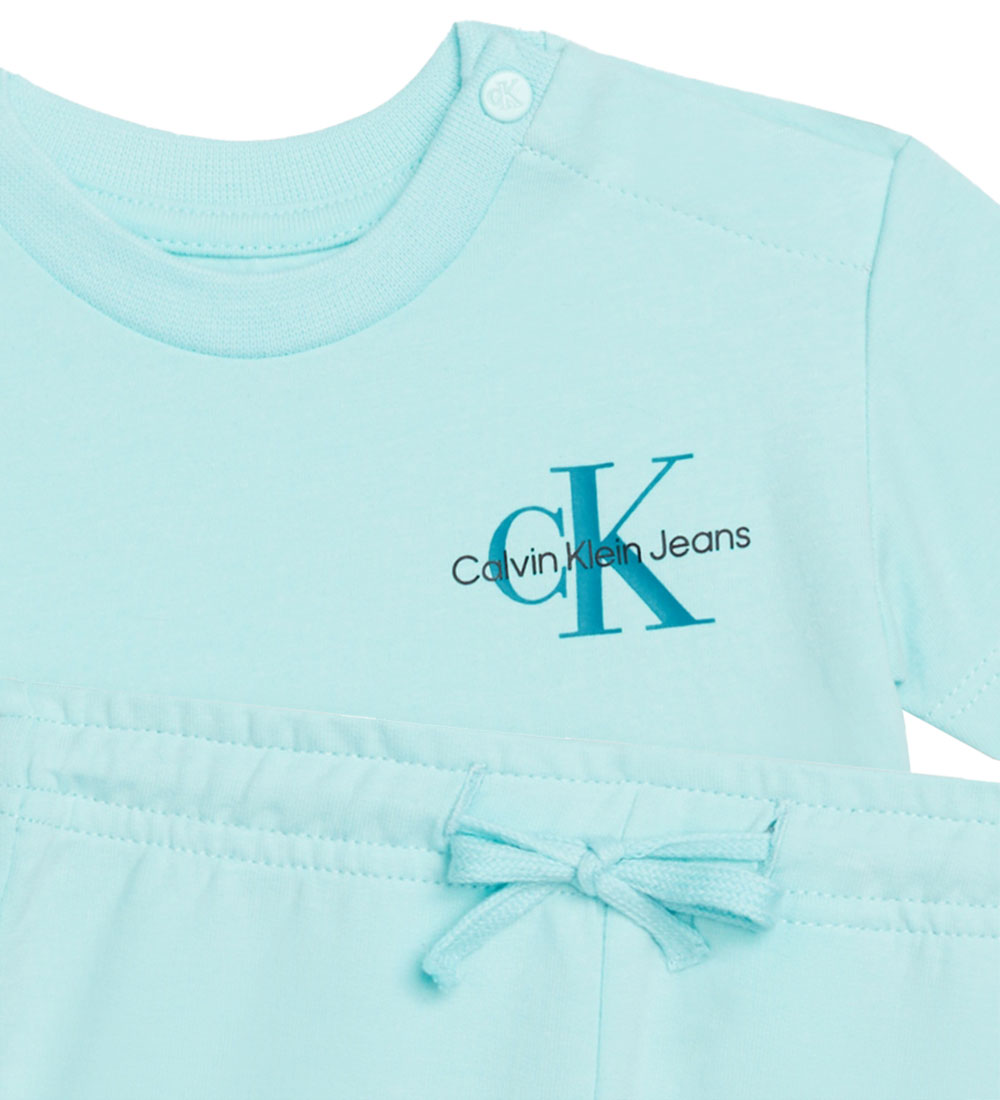 Calvin Klein Sæt - T-shirt/ Shorts - Monogram Logo - Blue Tint