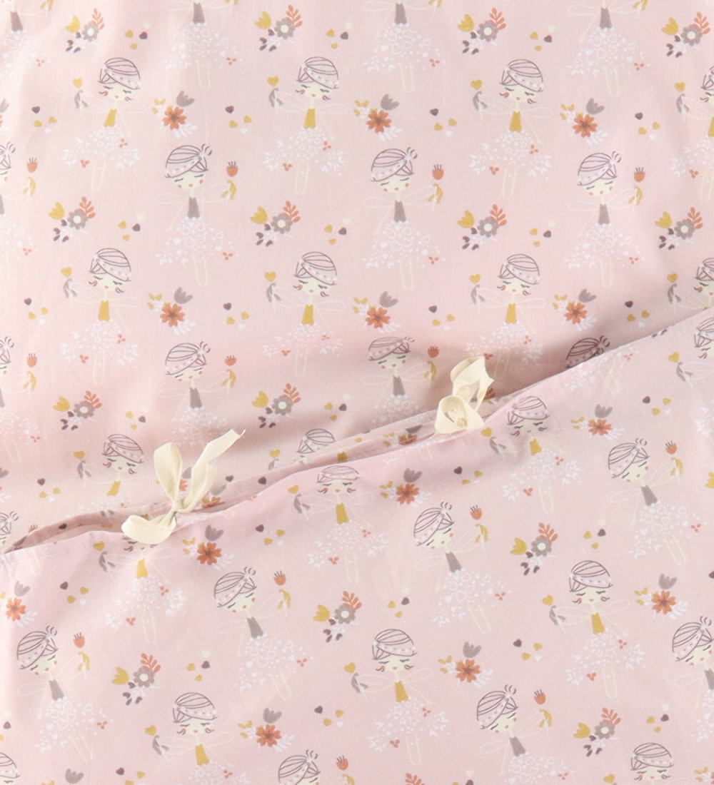 Nørgaard Madsens Sengetøj - Baby - Rosa m. Feer