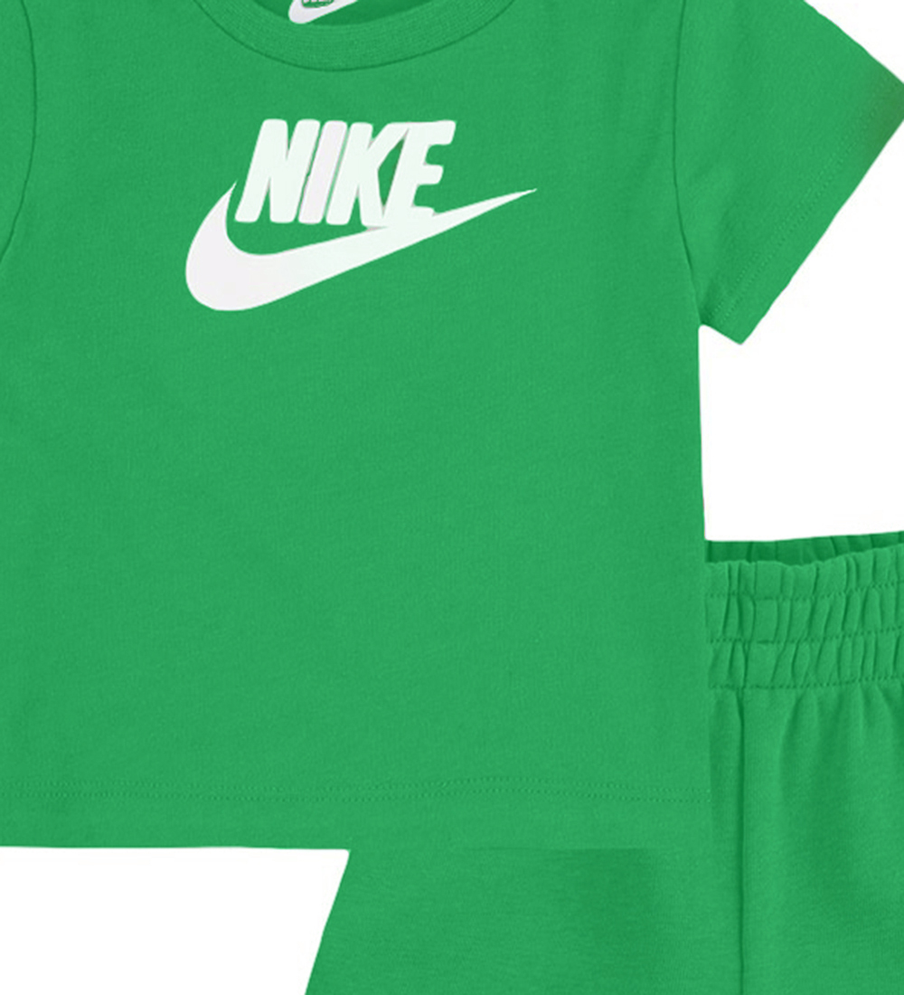 Nike Shortssæt - T-shirt/Shorts - Stadium Green