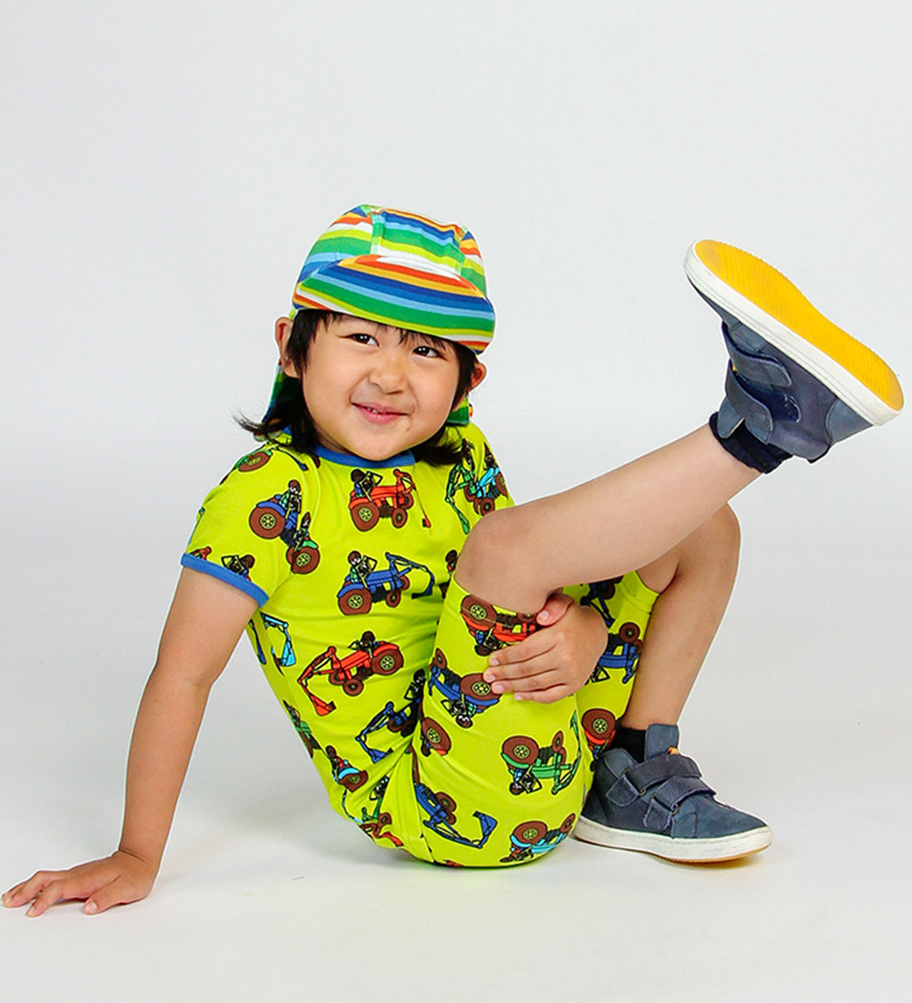 Småfolk Shorts - Bright Green m. Traktorer