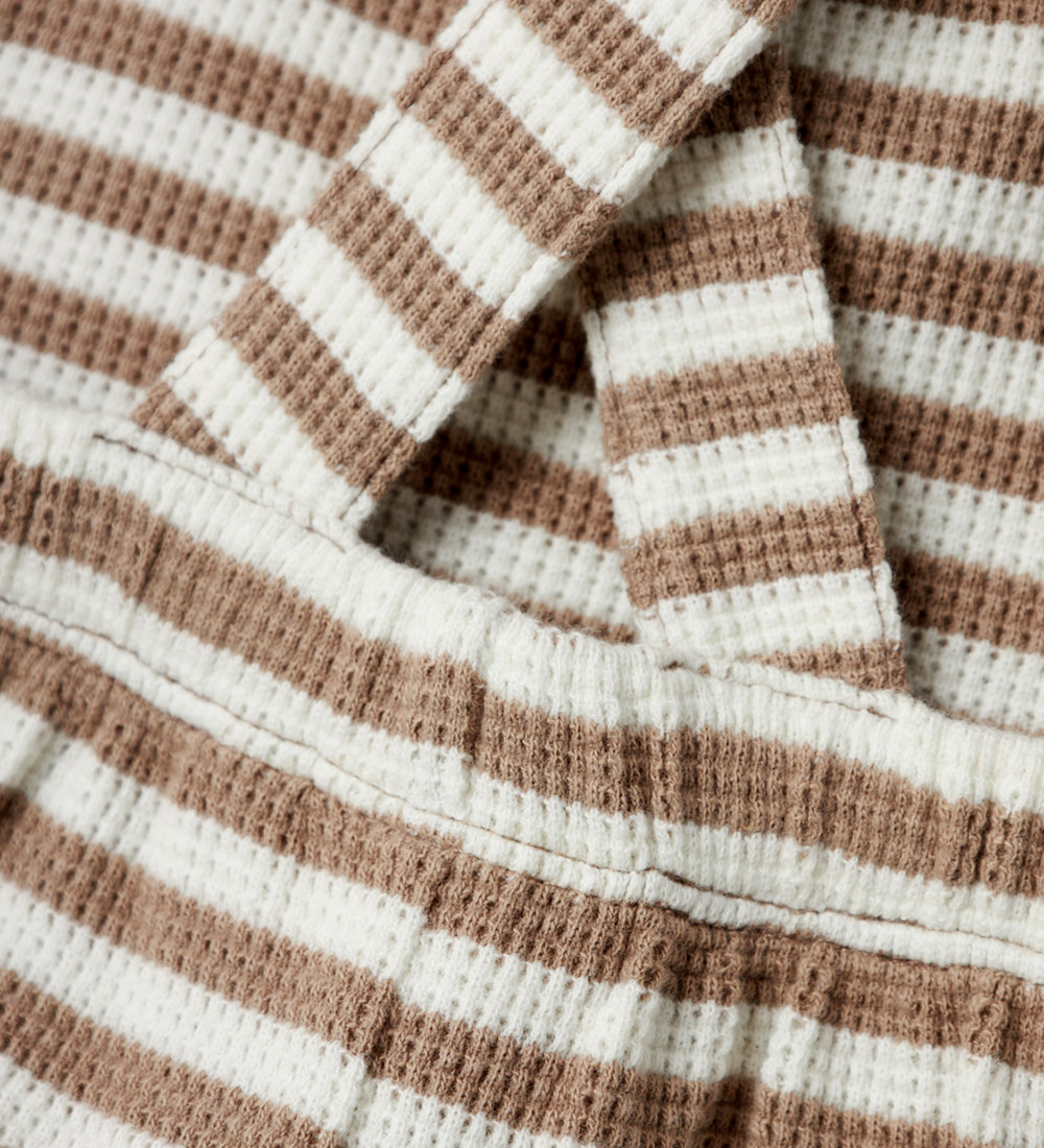 Lil Atelier Smækbukser - NbmJonas - Mocha Meringue m. Struktur