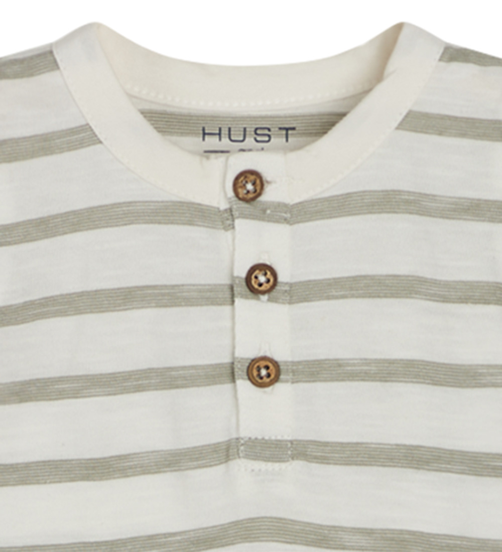 Hust and Claire body k/æ - Bob - Seagrass
