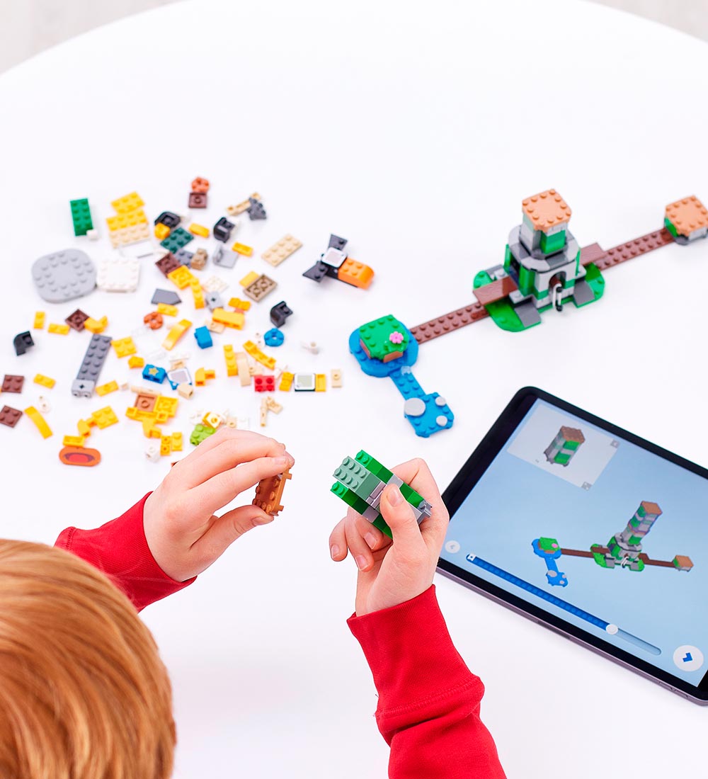 LEGO® Super Mario - Sumo Bro-bossens Væltetårn - 71388