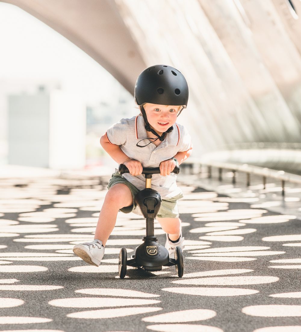 Scoot and Ride Highway Kick 1 - Sort/Guld
