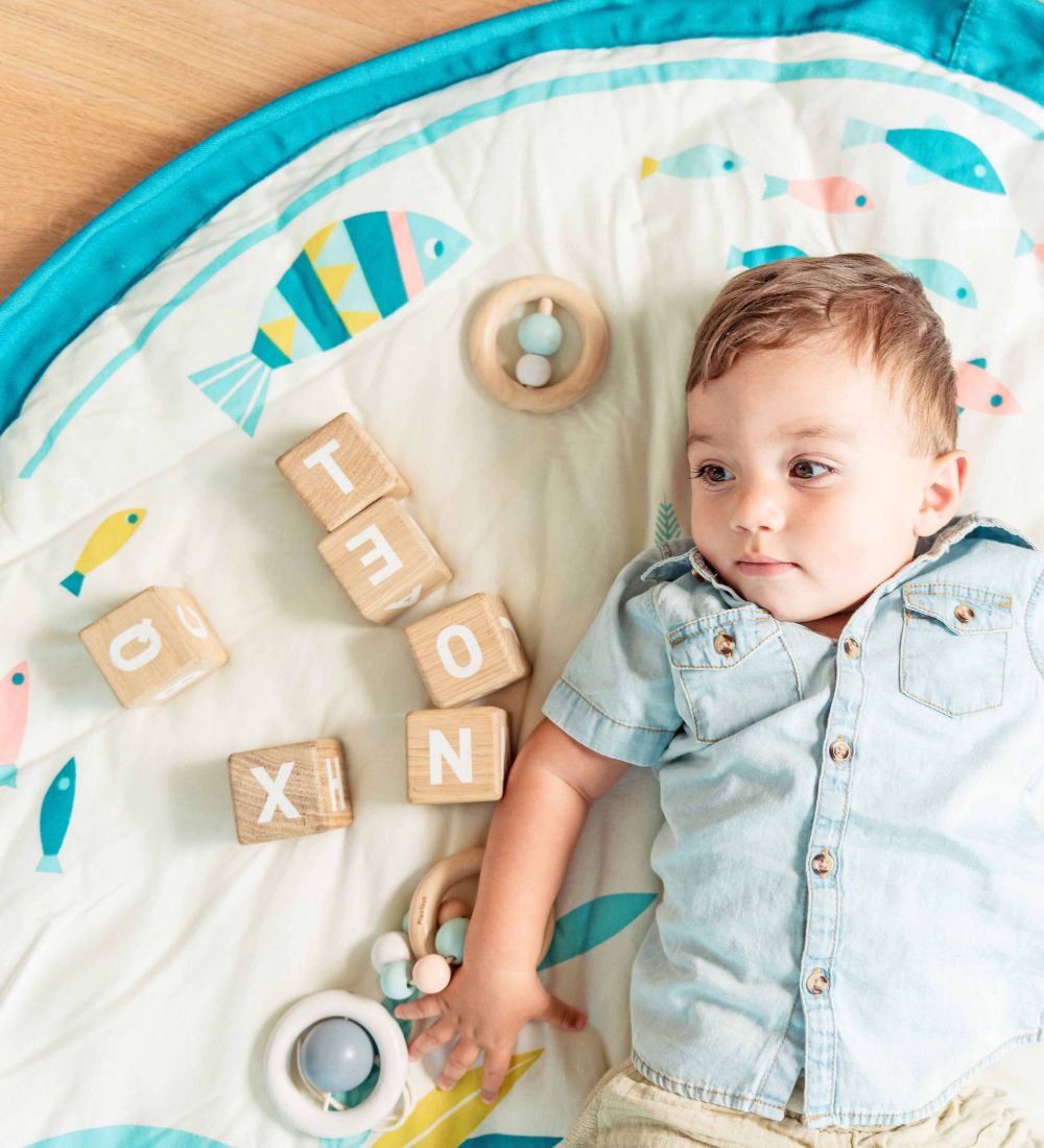 Play&Go x Moulin Roty Legetøjstæppe - Soft - Ø120 cm